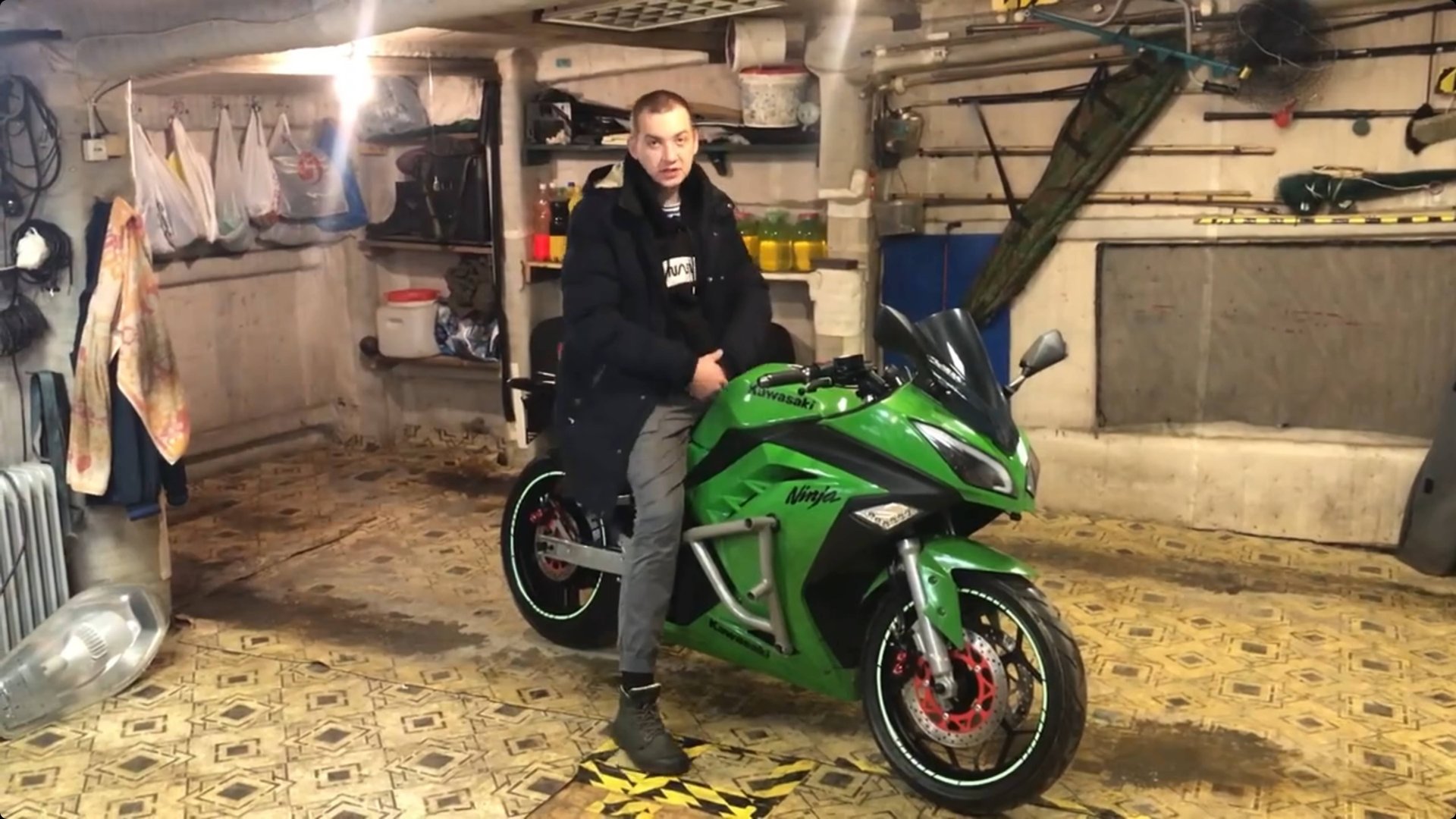 Защитные дуги на электромотоцикл Kawasaki Ninja своими руками. смотреть онлайн