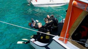 Иду на погружение. Плавание с аквалангом.