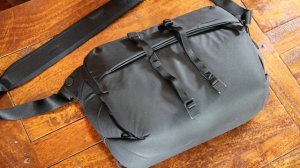 Peak Design Everyday Sling 10L V2.  Is it any good ?