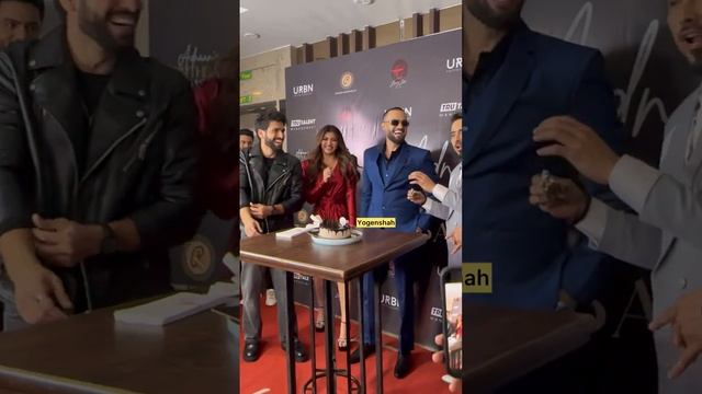 Adnaan shaikh celebrating cake cutting with media with Sai Ketan Rao￼ Akanksha Puri ❤️🫶