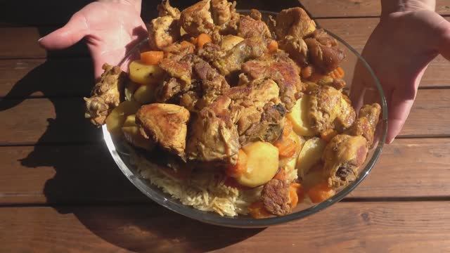 МАКЛЮБЕ или ПЛОВ наоборот