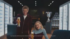 Музыка из рекламы Michelob ULTRA - The ULTRA Hustle (Willem Dafoe, Catherine O’Hara) (2025)