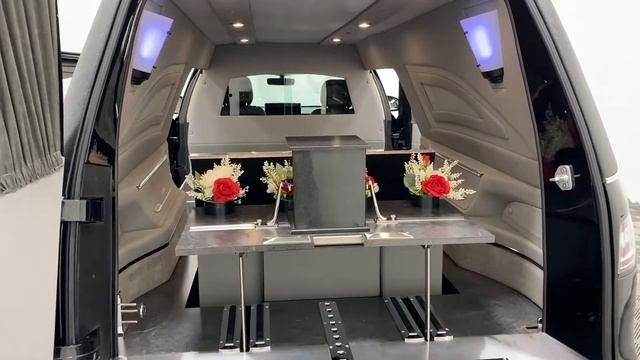 2022 MK Coach Lincoln Nautilus "Legacy" Hearse (NBL05381) смотреть онлайн