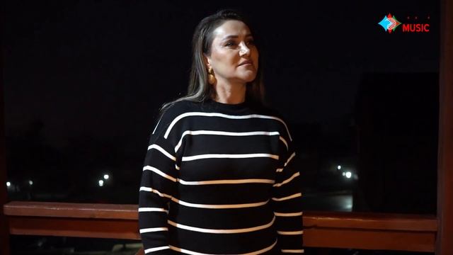 Jamila Zalova - Asiqem sene смотреть онлайн