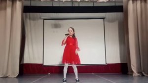 Я живу в России, где дубы и клены