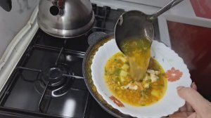 Супчик с чечевицей и куриной грудкой.