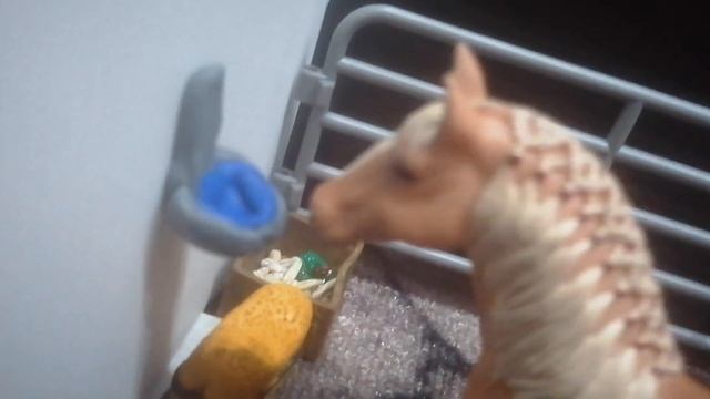 шляйх лошади счастье новенькой 4 серия смотреть онлайн