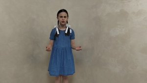 Сергей Сухонин "Две сестры бежали от войны..."