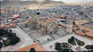 DRONE 4K | TEMPLO Santiago Apostol de Lampa | puno - Perú  🕍