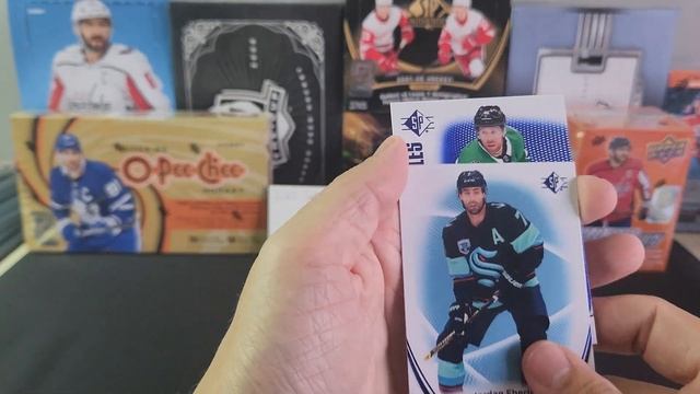 3 CAM YORK BLUE PARALLELS???????? 2021-22 SP Hockey Blasters 1 & 2 смотреть онлайн