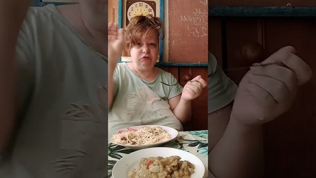 МУКБАНГ   ЕДА
