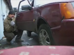Как заменить замок и ручку двери автомобиля Заз-1102 Таврия?.   mp4