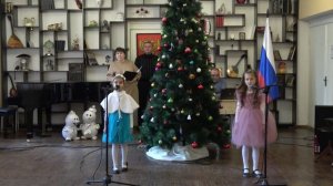 Скирдкова Ульяна и Пшеничная София. "Замела метелица город мой" (сл. и муз. А Пряжникова)