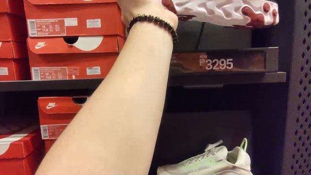 NIKE FACTORY STORE DRIVE AND DINE VALENZUELA || BIGGEST/LARGEST IN THE PHILIPPINES! || LOLA NENA's