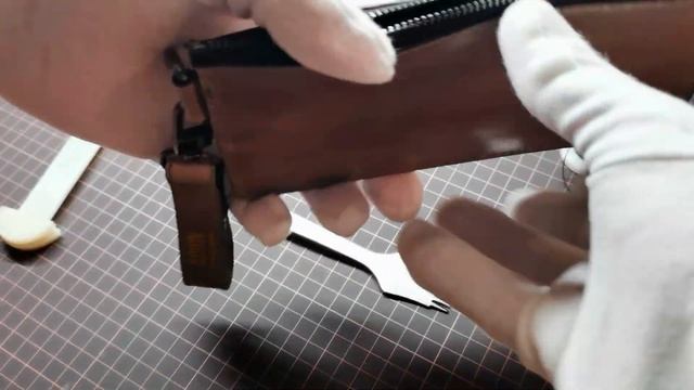 Кошелек на молнии из натуральной кожи смотреть онлайн