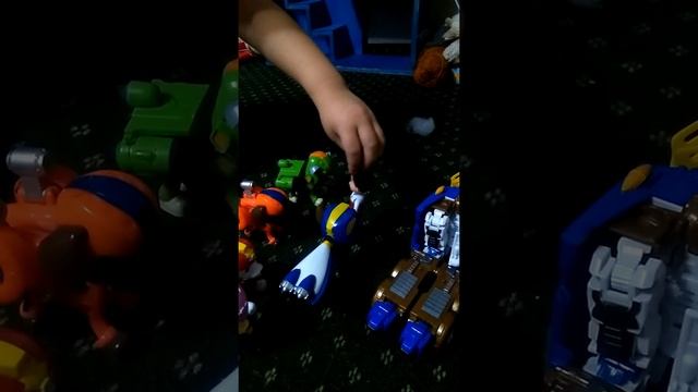 Щенки и динозавры смотреть онлайн