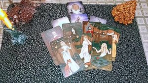 ✡ЕГО ЧУВСТВА КО МНЕ СЕГОДНЯ? ТАРО РАСКЛАД✡