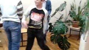 Пинок по заду