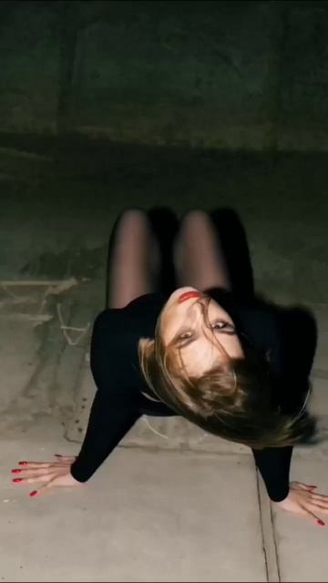 Больше интересного тут @spidven_ ❣️ смотреть онлайн