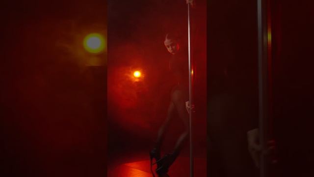 Exotic pole dance Дудникова Марина. Eden dance studio 70924 (2)