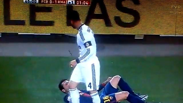 Jordi Alba diving face fail 26-02-2013 смотреть онлайн