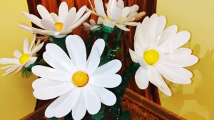 Как сделать ромашки из пластиковых бутылок