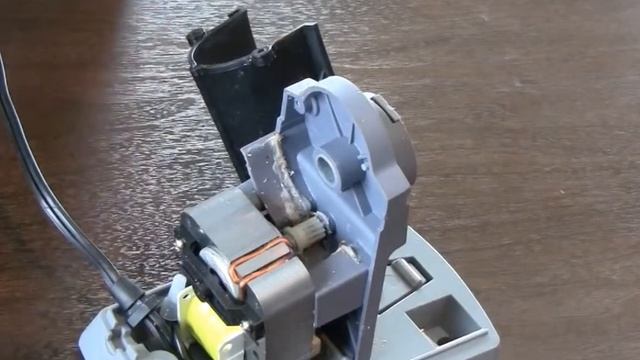 How to Replace the Cutters on an X-ACTO School Pro Pencil Sharpener смотреть онлайн