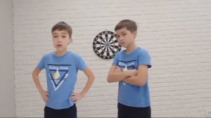 Меня стало два