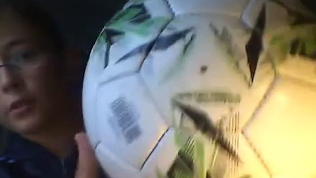 Обзор моего фут. Мяча Demix. смотреть онлайн