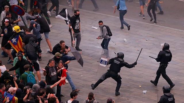 Какой мне толк безумцев проклинать… смотреть онлайн