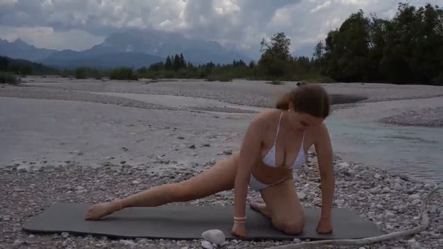 бикини йога 💟