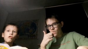 Кушаем: "TUC" со вкусом колбасок и чипсы "Big Bon" с сыром