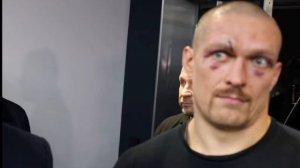 Усик разозлился на журналиста и ушел с интервью