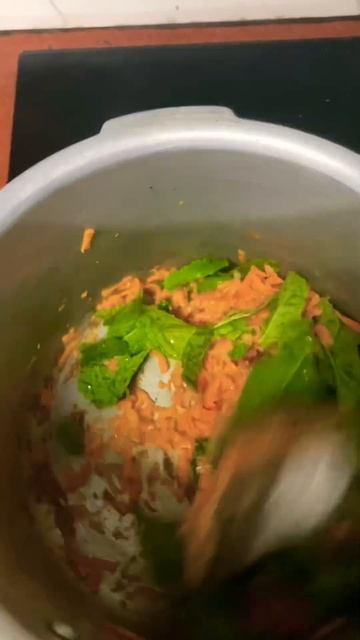 Carrot biriyani - Kids simple easy tasty lunch👌#kidslunchboxrecipes #shorts #onepotmeal #biriyani