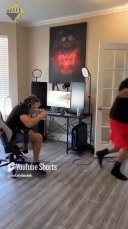 Пранк геймера #subscribe #fun #funny #shorts #fail #prank #friends #mikeblinchik#alphabet