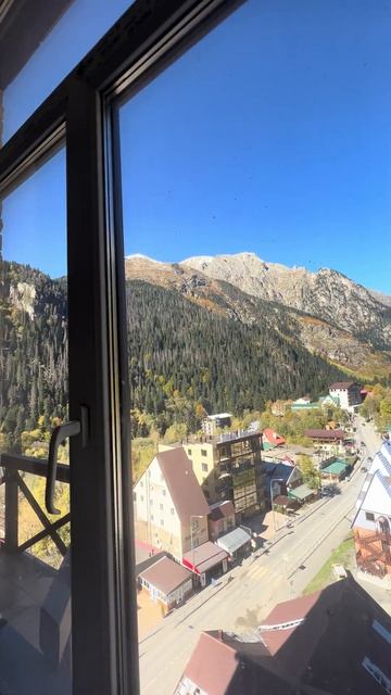 Продаётся квартира в Домбае! Цена 15 млн.