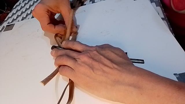 Ещё раз показываю как плести САКУРУ В БУТОНЕ смотреть онлайн