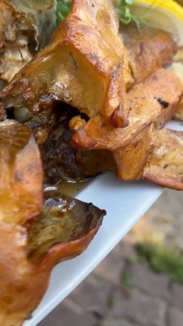 Копченый на ольхе!300 кг осетра запустили, к имеющимся 150 кг. Рыбацкая деревня на ВДНХ смотреть онлайн