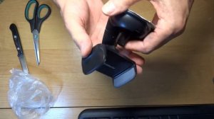 Распаковка автомобильного держателя для телефона Defender