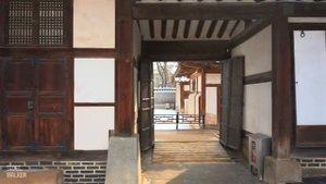 Snowy Morning Walk at Changdeokgung Palace Winter Stroll in Seoul