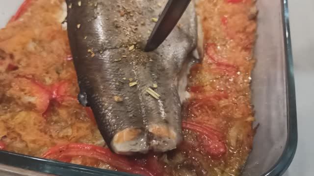 Форель на овощной подушке #БАТЯНАКУХНЕ #готовимпросто #готовимвкусно #проверенонасебе