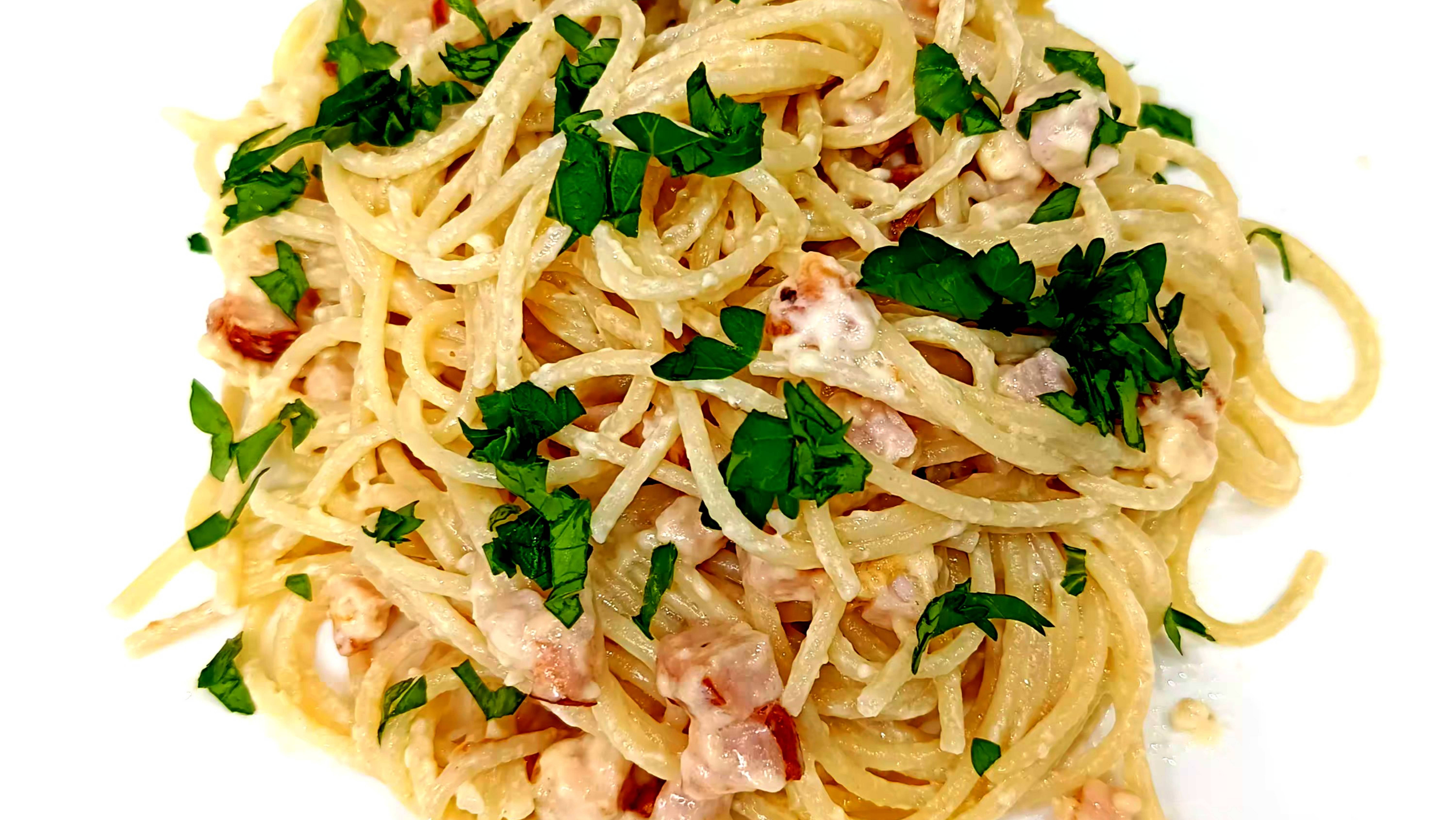 Паста Карбонара со сливками смотреть онлайн