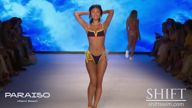 красотки и купальники