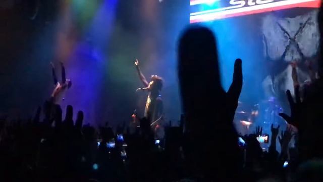 Static-X - Cold [Live in Moscow 2019] смотреть онлайн