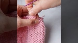 Как спрятать хвостики нитей в конце вязания .