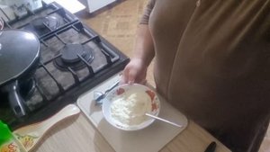 Готовлю вкуснейшие бутерброды со шпротами.