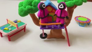 Как сделать  игровую площадку своими руками из пластилина -  Кукла «Игра в кальмара»