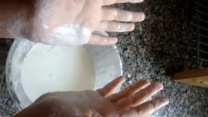 Non-Newtonian fluid - неньютоновская жидкость