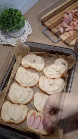 воскресный завтрак🫶 рецепт:все что найдёте подходящее в холодильнике😄 #горячиебутерброды #завтрак