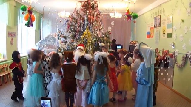 Новый год в садике смотреть онлайн